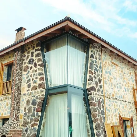 Tas Mahal Villa