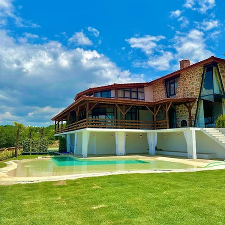 Tas Mahal Villa *