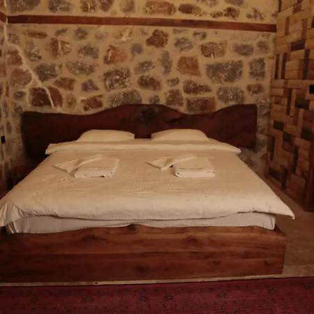 Tas Mahal * İznik