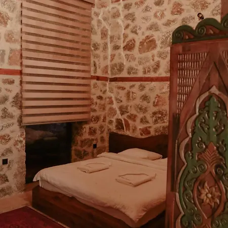 Tas Mahal İznik